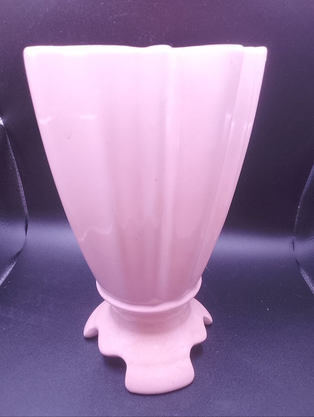 Brush USA #712 Fluted Vase Tripod Base Vintage Ceramic Pottery